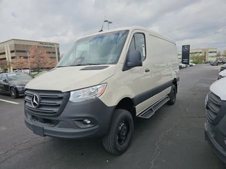 Used 2025 Mercedes-Benz Sprinter 2500 video 2