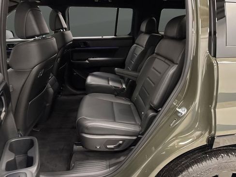 Used 2025 Hyundai Santa Fe Calligraphy image 33