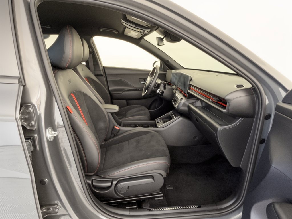 Used 2025 Hyundai Kona N Line S FWD image 30