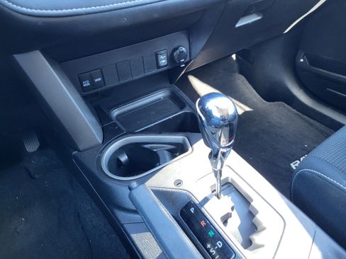 Used 2017 Toyota RAV4 XLE image 11