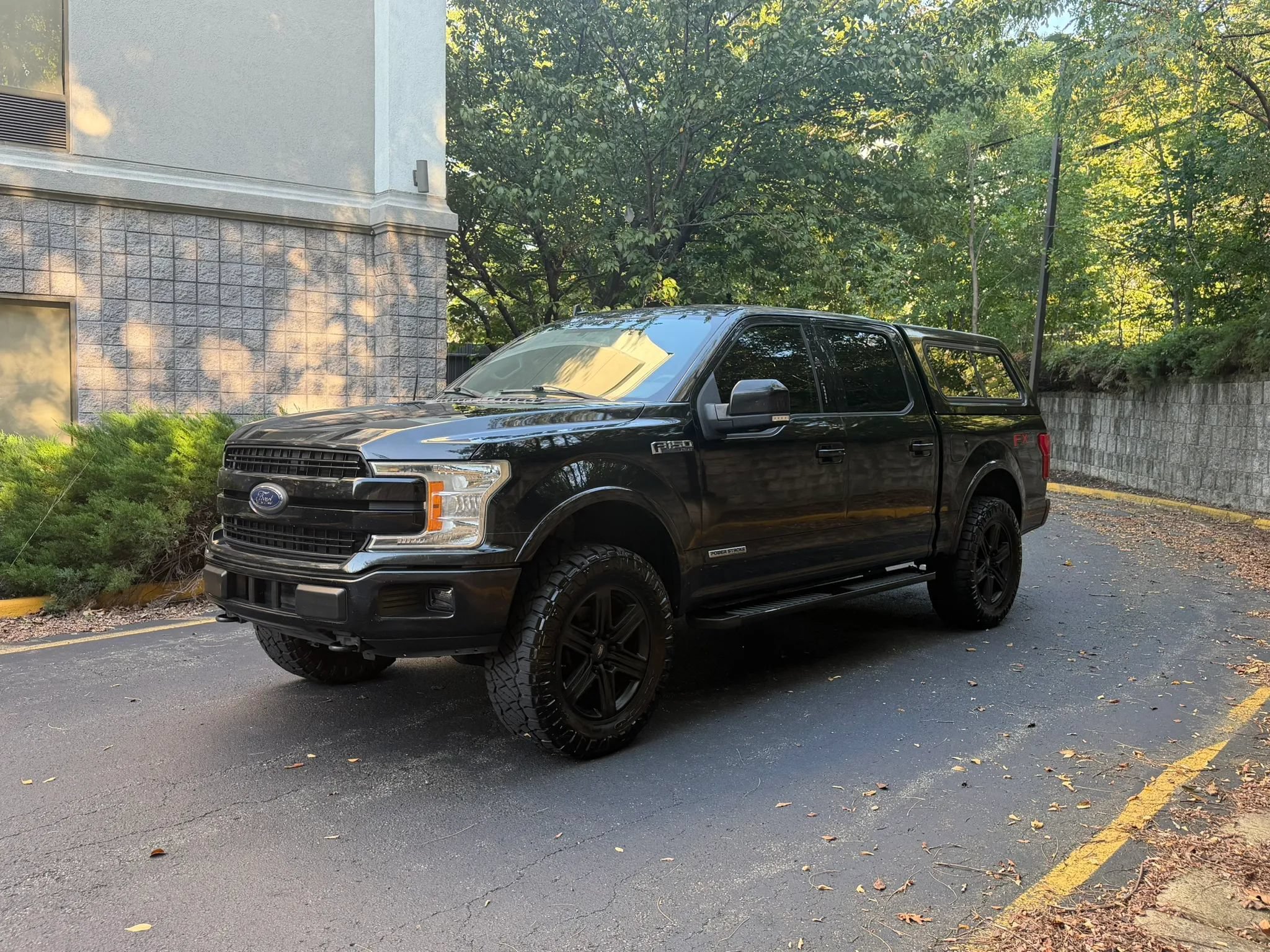 Used 2018 Ford F150 Lariat AWD/4WD image 3