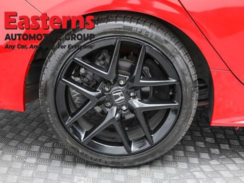 Used 2022 Honda Civic Sport image 29