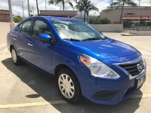 Used 2016 Nissan Versa SV FWD image 4