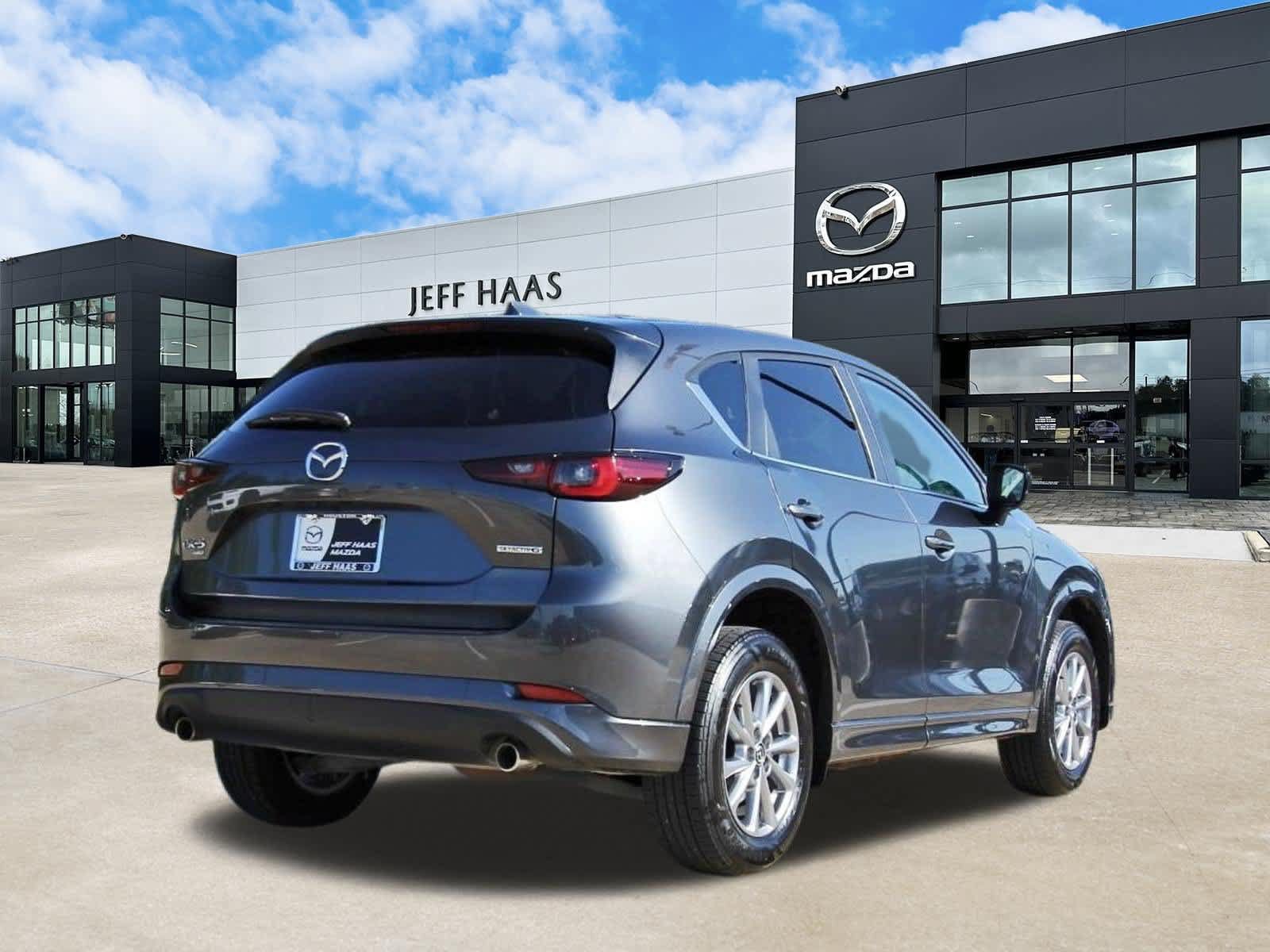 Used 2024 MAZDA CX-5 AWD 2.5 S w/ Preferred Package image 3