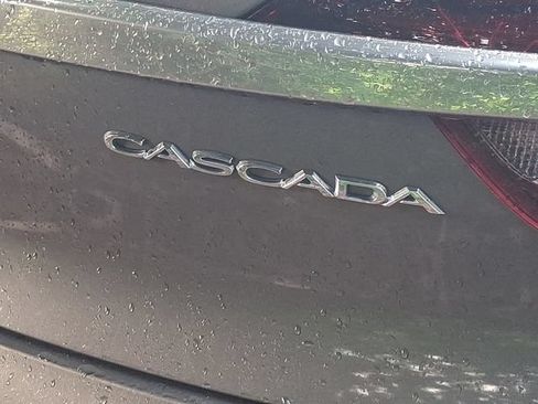 Used 2018 Buick Cascada Premium FWD image 9