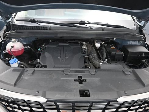 Used 2024 Kia Carnival SX Prestige FWD image 12