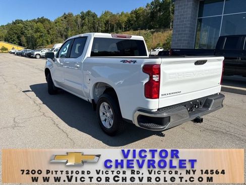 Used 2025 Chevrolet Silverado 1500 LT image 3