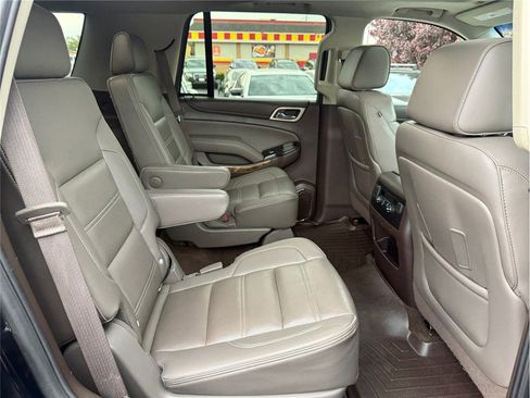 Used 2016 GMC Yukon Denali w/ Enhanced Security Package AWD/4WD image 38