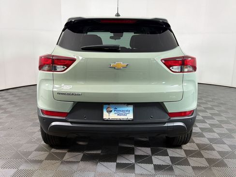 Used 2025 Chevrolet TrailBlazer LS w/ LS Convenience Package image 8