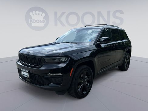 Used 2024 Jeep Grand Cherokee Limited w/ Black Appearance Package AWD/4WD image 5