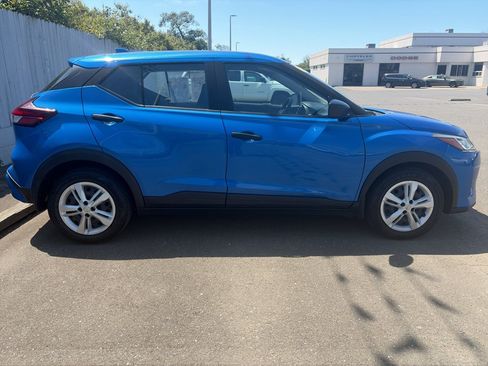 Used 2023 Nissan Kicks S FWD image 20