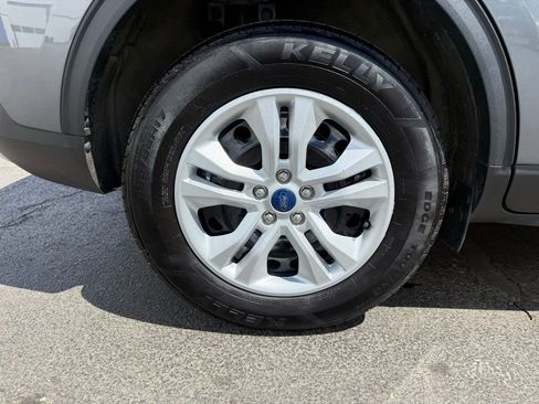 Used 2023 Ford Escape AWD image 41
