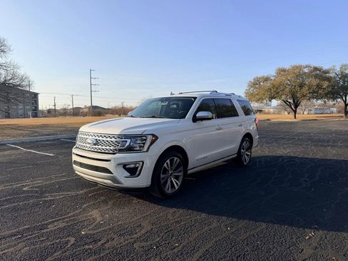 Used 2020 Ford Expedition Platinum image 6