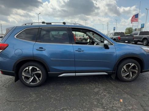 Used 2023 Subaru Forester Touring image 9