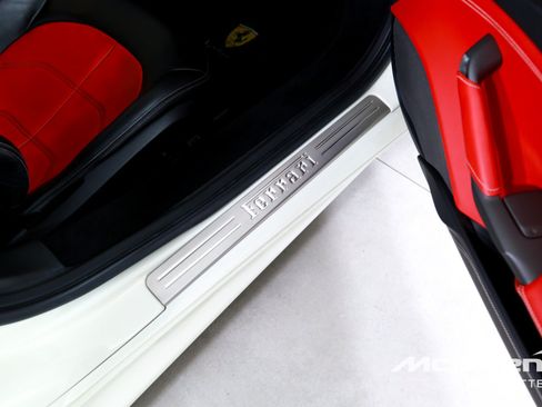 Used 2019 Ferrari 488 GTB RWD image 21