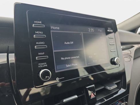 Used 2023 Toyota Camry SE image 20