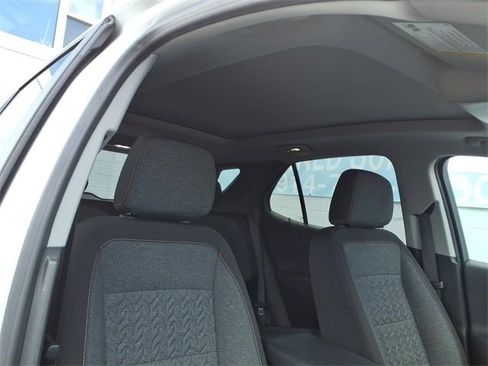 Used 2022 Chevrolet Equinox LT image 21