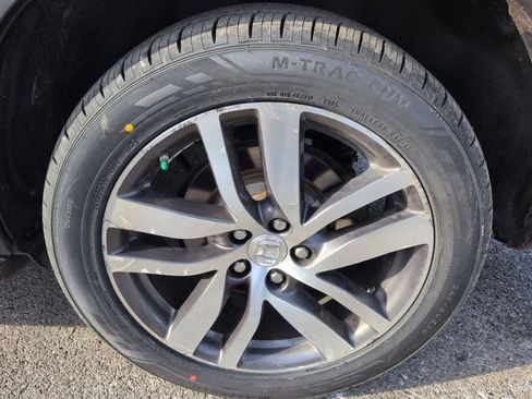 Used 2018 Honda Pilot Touring image 14