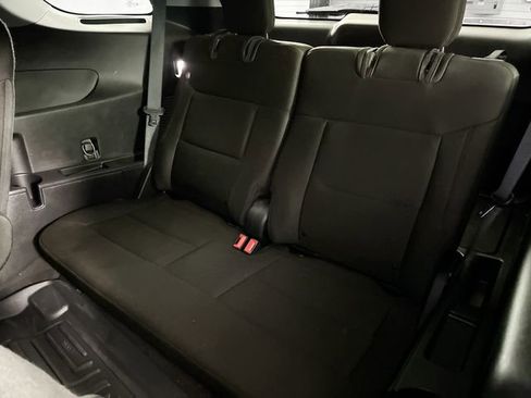 Used 2022 Ford Explorer XLT w/ Class IV Trailer Tow Package image 38