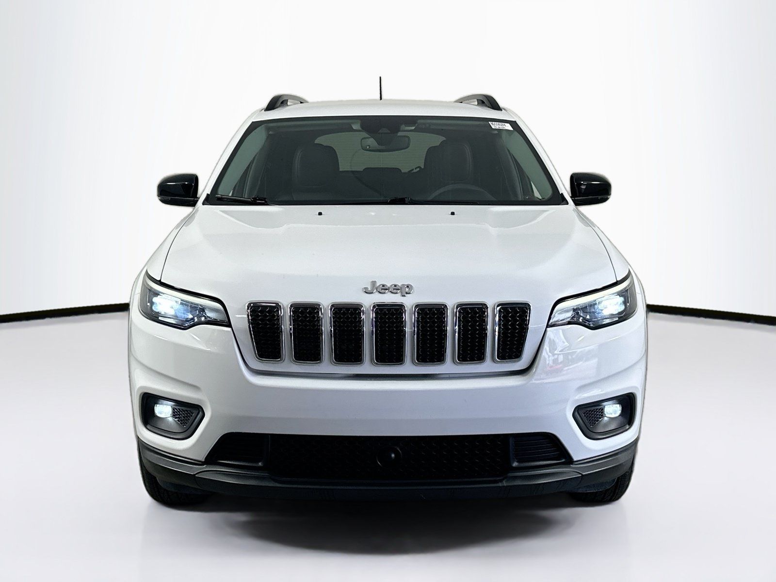 Used 2022 Jeep Cherokee Latitude Lux AWD/4WD image 2