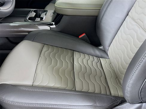 New 2026 Chevrolet Silverado 2500 ZR2 image 15