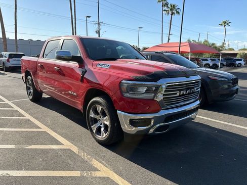Used 2023 RAM 1500 Laramie AWD/4WD image 10