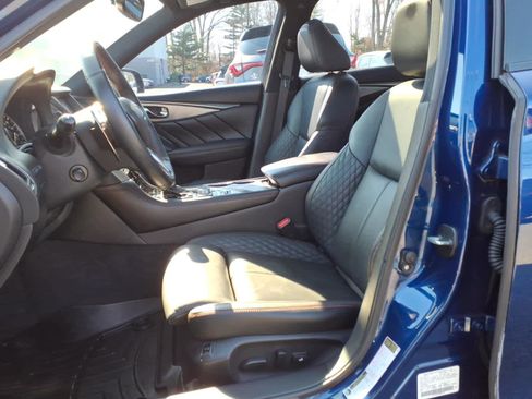 Used 2019 INFINITI Q50 Red Sport 400 w/ Sensory Package AWD/4WD image 16