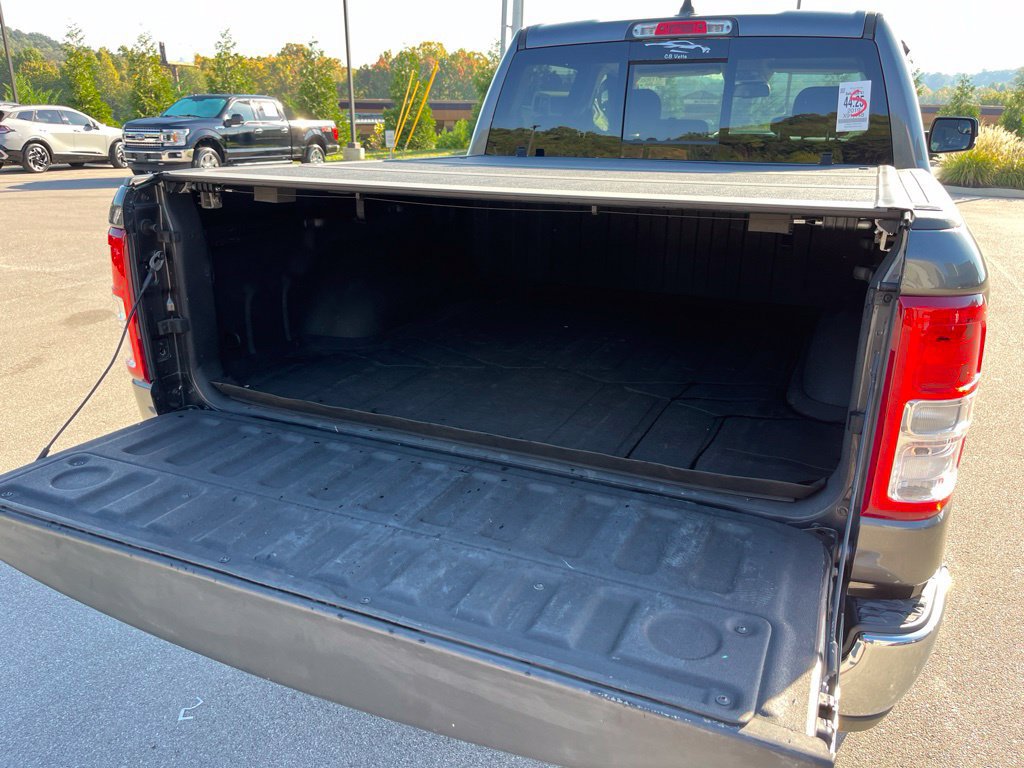 Used 2019 RAM 1500 Big Horn AWD/4WD image 5
