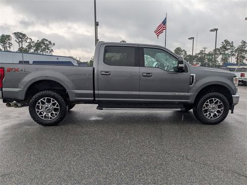 Used 2021 Ford F250 Lariat w/ Lariat Ultimate Package image 3