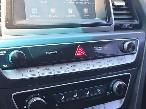 Used 2018 Hyundai Sonata SE FWD image 27