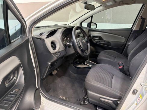 Used 2015 Toyota Yaris SE image 11