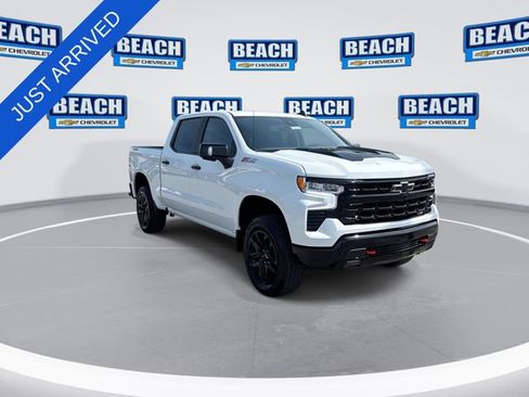 New 2026 Chevrolet Silverado 1500 LT Trail Boss w/ LT Trail Boss Premium Package AWD/4WD image 2