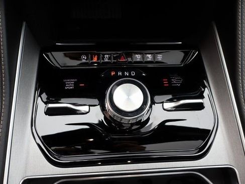 New 2026 Jeep Grand Wagoneer Limited image 25