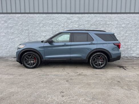 Used 2025 Ford Explorer ST w/ Sun And Sound Package image 1