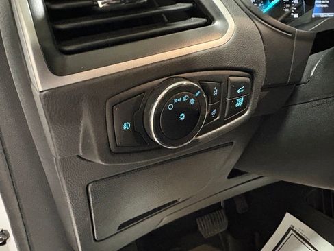 Certified 2024 Ford Edge SEL w/ Convenience Package image 18