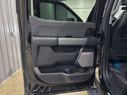 Used 2024 Ford F250 Lariat image 24