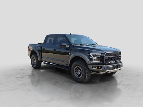 Used 2020 Ford F150 Raptor w/ Equipment Group 802A Luxury AWD/4WD image 2