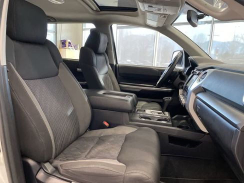 Used 2017 Toyota Tundra SR5 image 25