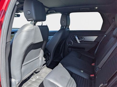 Used 2024 Land Rover Discovery Sport Dynamic SE image 12