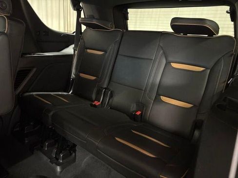 Used 2022 GMC Yukon AT4 w/ Technology Package AWD/4WD image 30