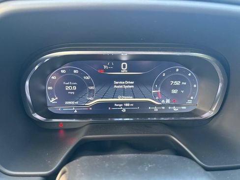 Used 2024 GMC Yukon AT4 w/ Technology Package AWD/4WD image 12