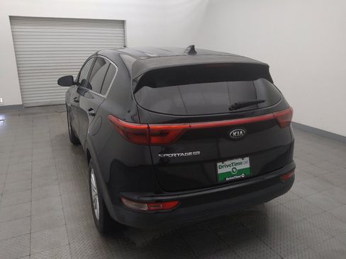 Used 2018 Kia Sportage LX FWD image 6