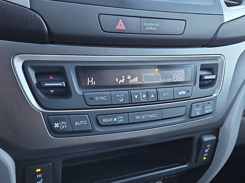 Used 2019 Honda Ridgeline RTL image 18