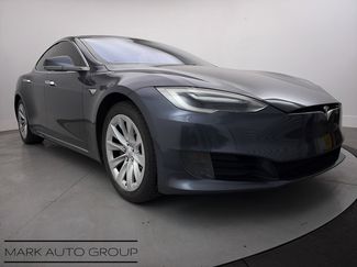 Used 2017 Tesla Model S 75 video 1