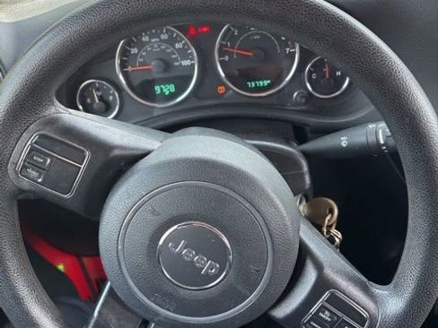 Used 2017 Jeep Wrangler Unlimited Sport AWD/4WD image 11