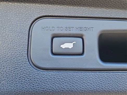 Certified 2022 Honda Odyssey Elite image 24