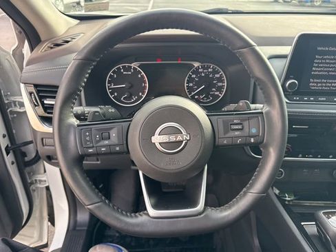 Used 2023 Nissan Rogue SV w/ SV Premium Package image 20