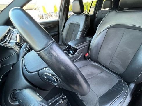 Used 2022 Jeep Grand Cherokee L Laredo AWD/4WD image 18