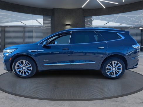Used 2022 Buick Enclave Avenir w/ Avenir Technology Package image 3