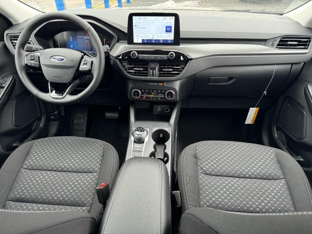 Used 2026 Ford Escape Active w/ Cold Weather Package AWD/4WD image 6